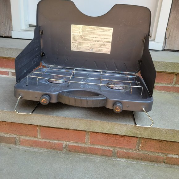 SOLD Ozark Trail 2 Burner Propane Gas Camping Stove Used once - Picture 4 of 6